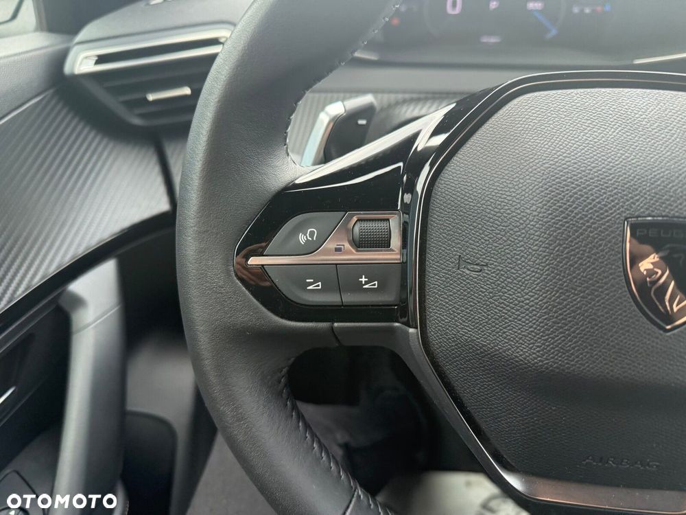 Peugeot 2008 1.2 PureTech Allure Pack S&S EAT8 - 12