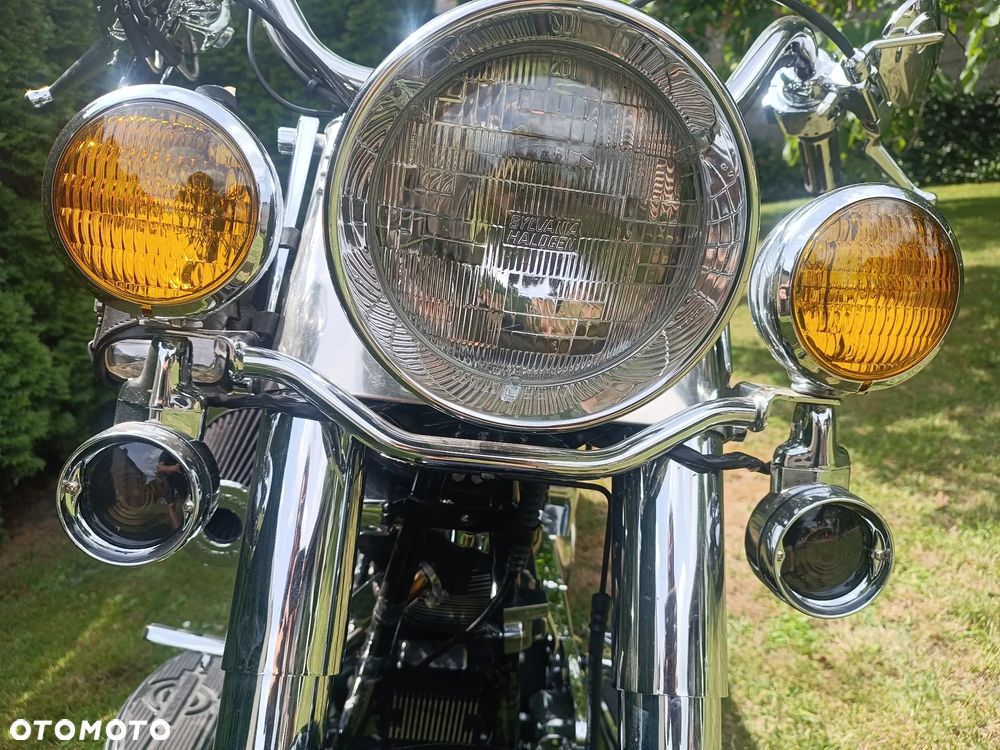 Harley-Davidson Softail Fat Bob - 29