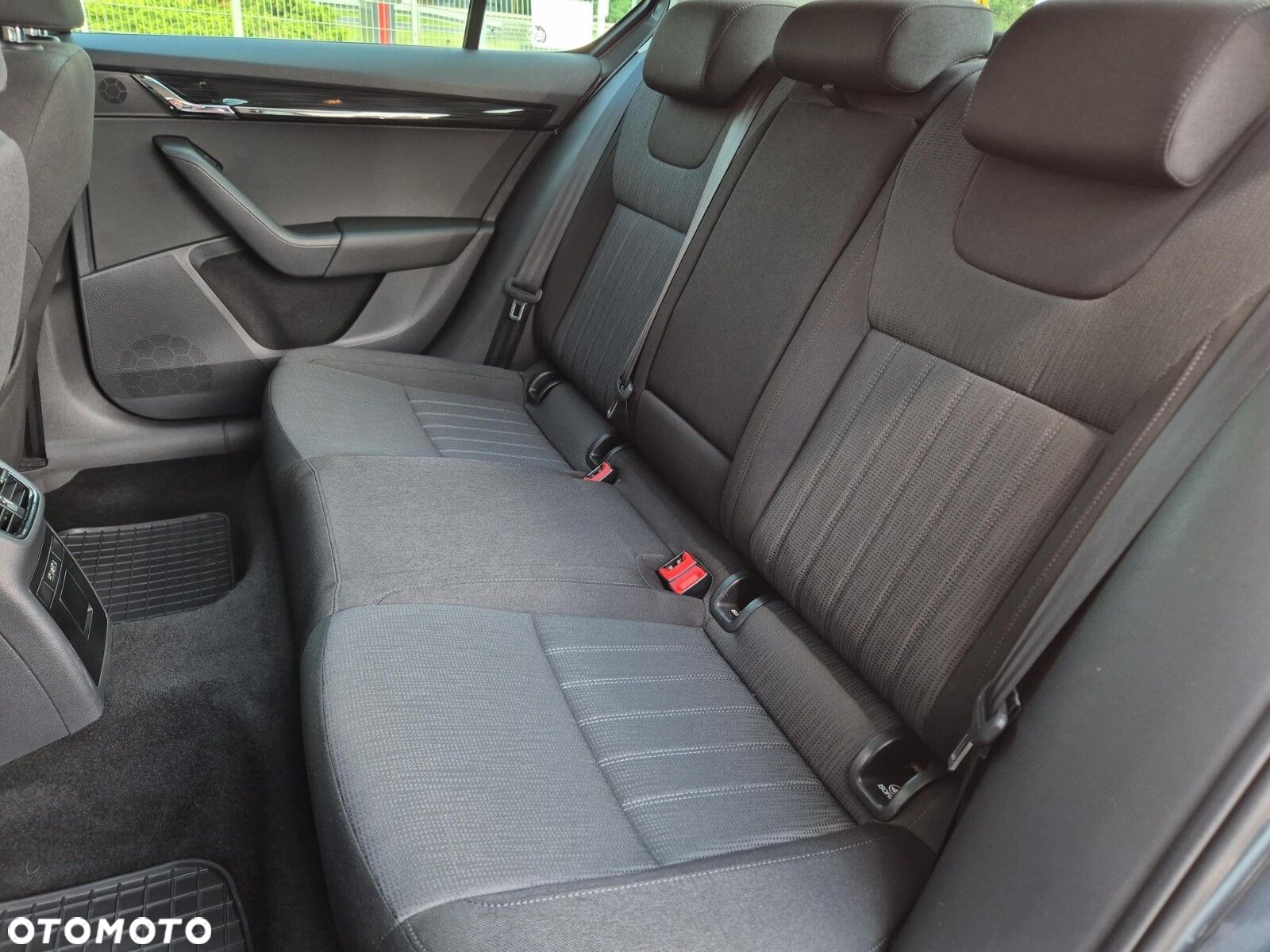 Skoda Octavia 1.5 TSI ACT Style DSG - 14