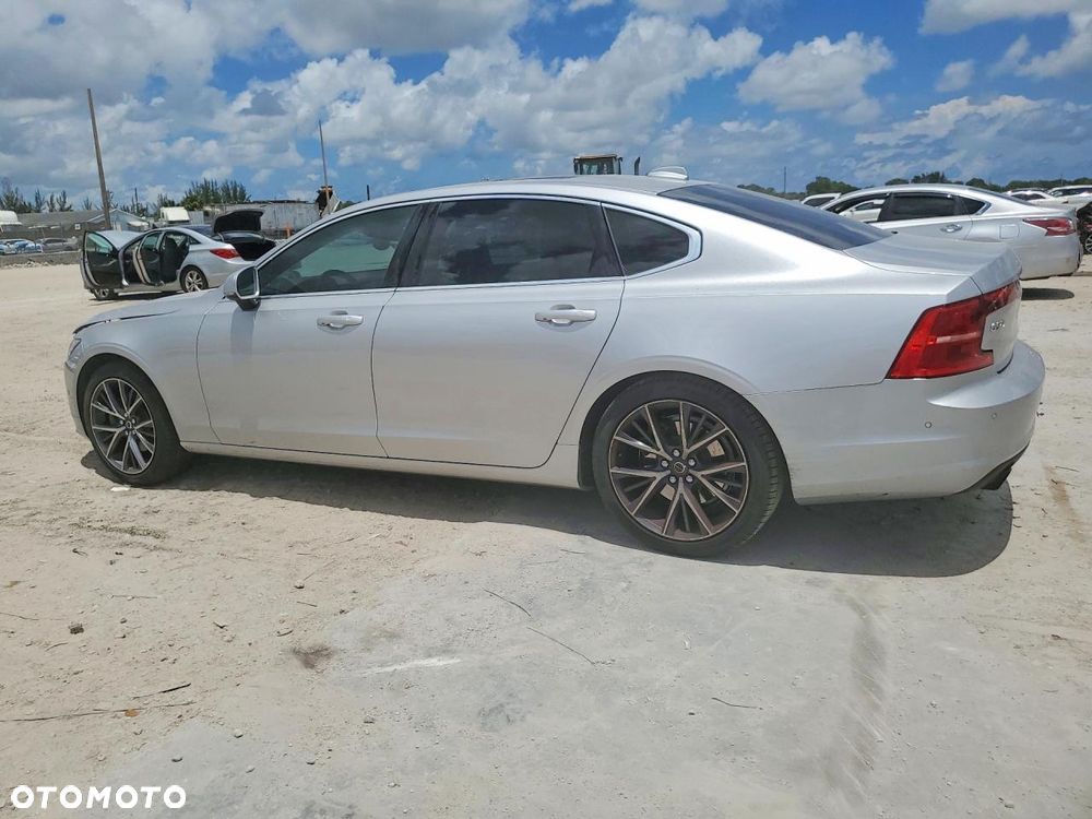 Volvo S90 T5 Geartronic Momentum - 3