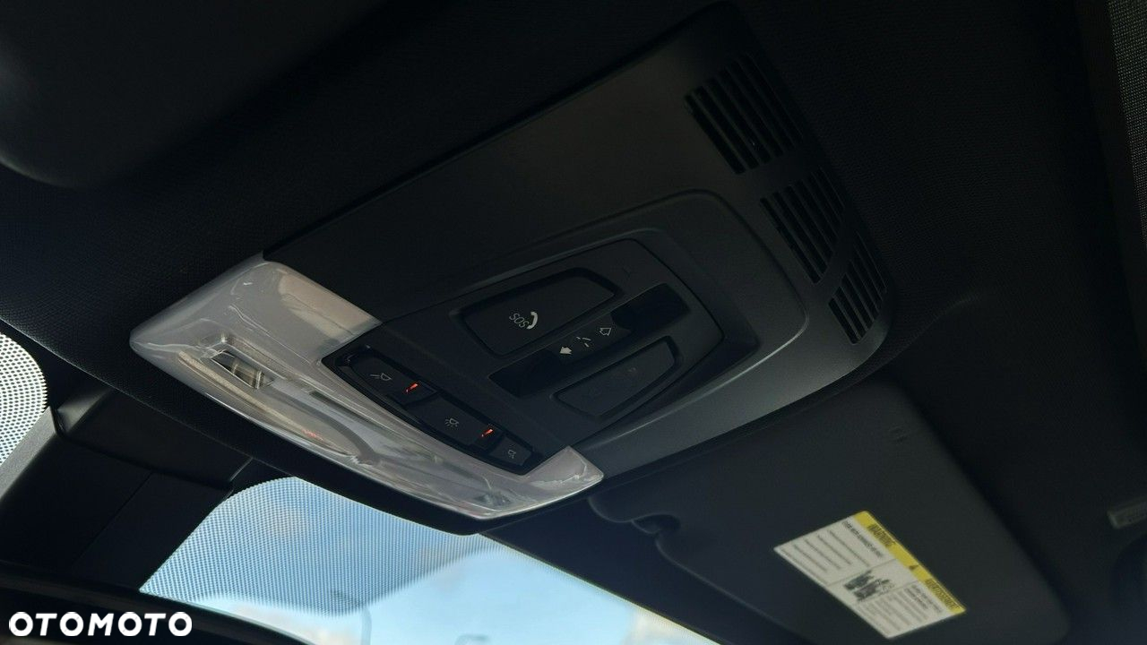 BMW X1 - 12