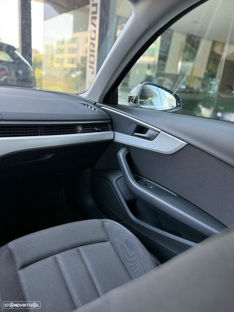 Audi A4 Avant - 20