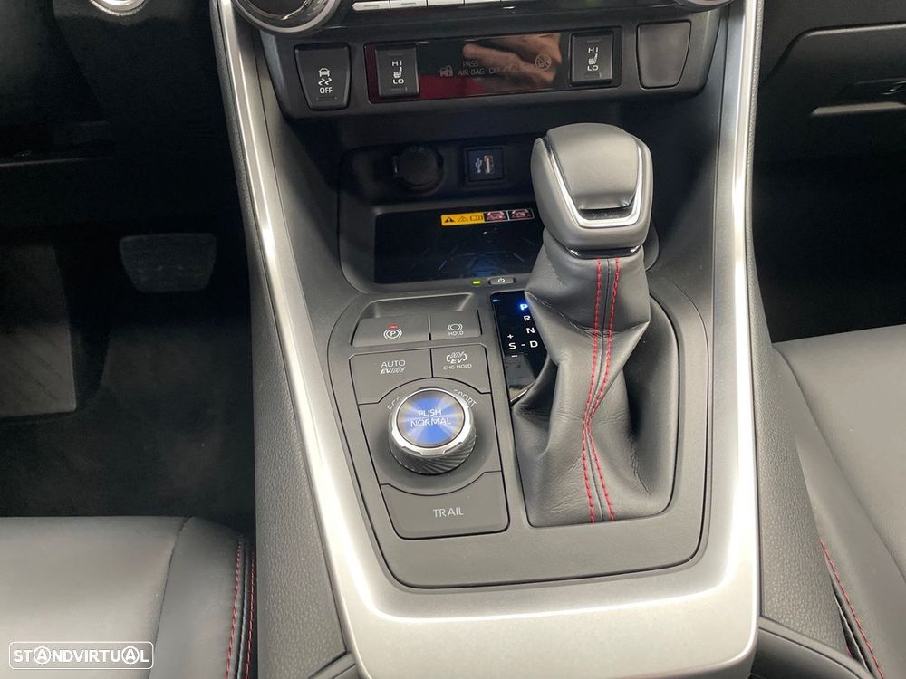 Toyota RAV4 - 22