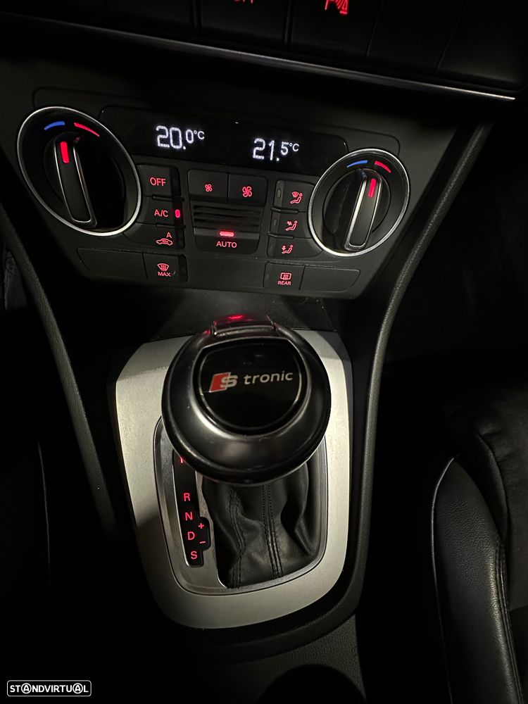 Audi Q3 2.0 TDI Sport S tronic - 19