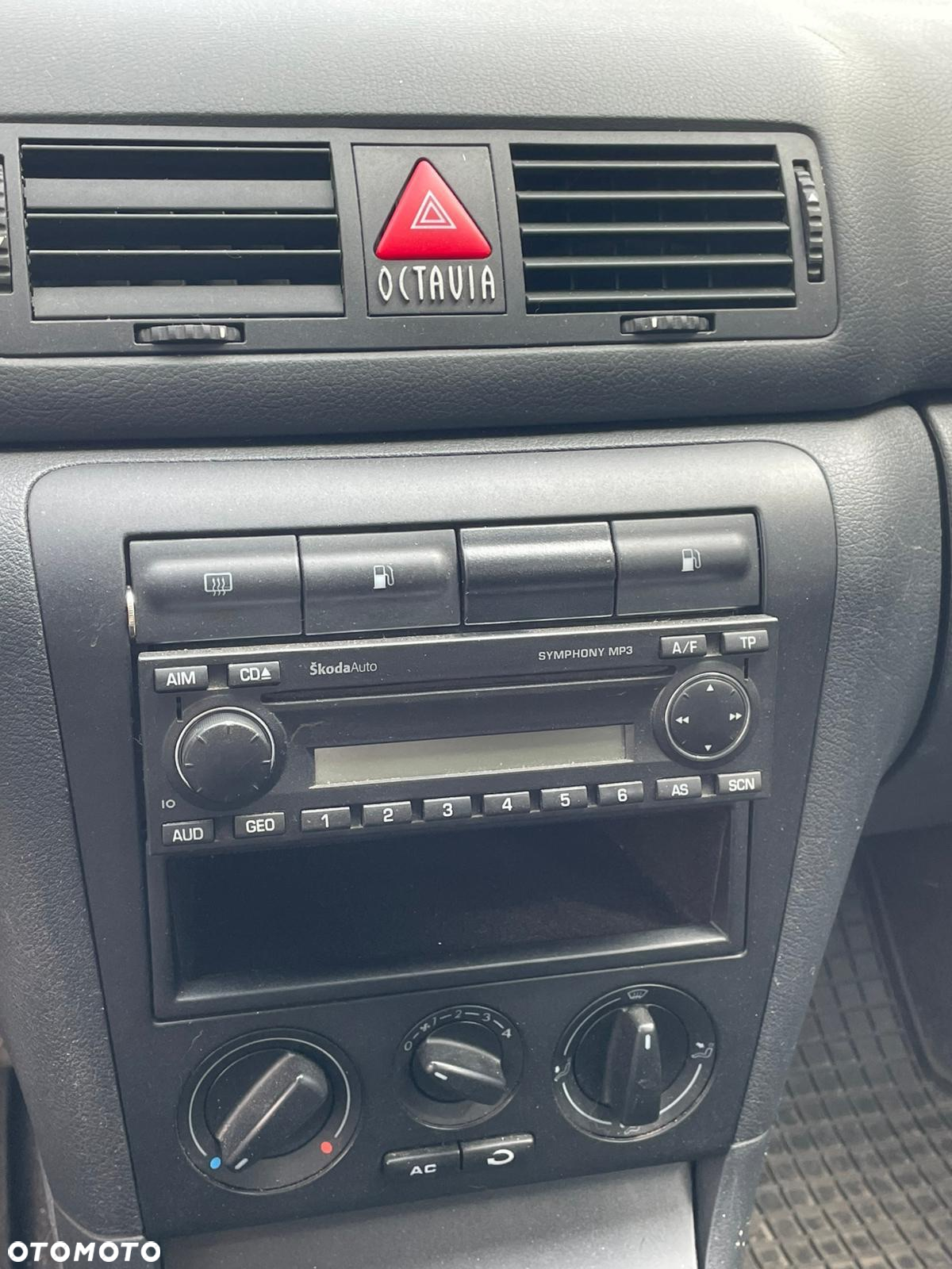 Skoda Octavia 1.6 Classic - 5