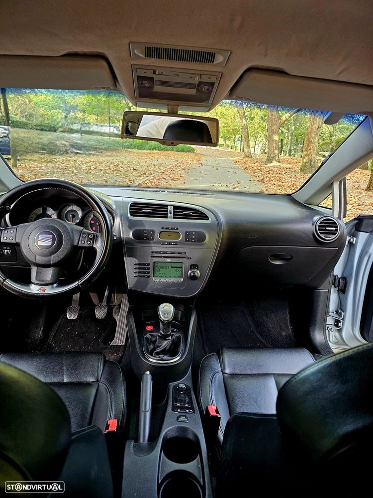 SEAT Leon 2.0 TDI FR - 8