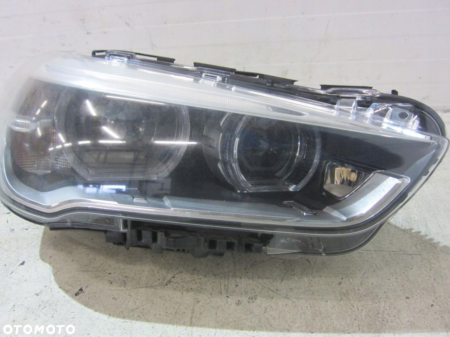 BMW X1 F48 2017R LAMPA PRZEDNIA PRZÓD PRAWA LED 7428740 USA 63117428740 - 2