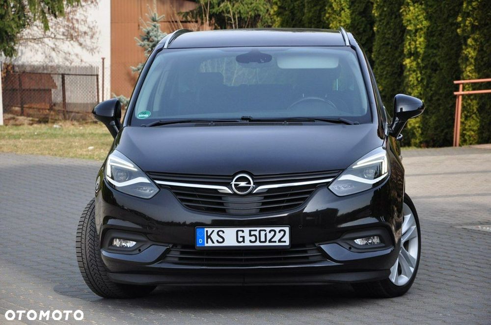 Opel Zafira - 2