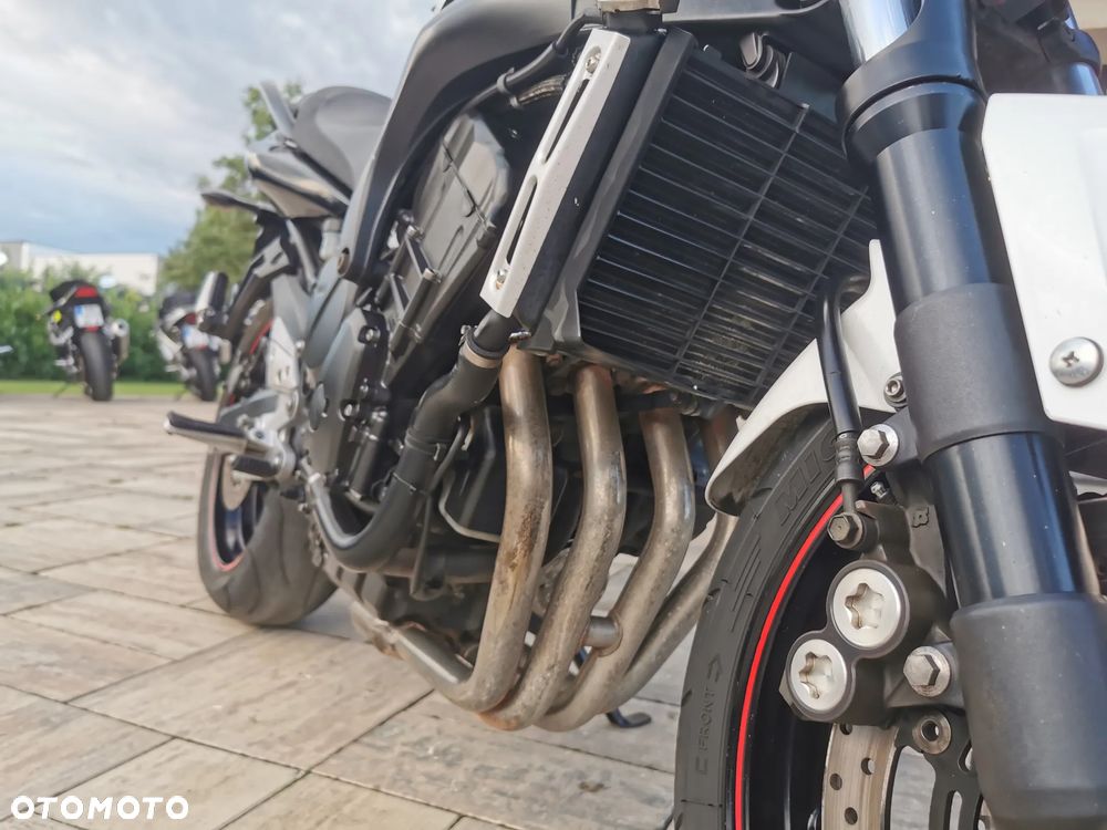 Yamaha FZ6 - 26