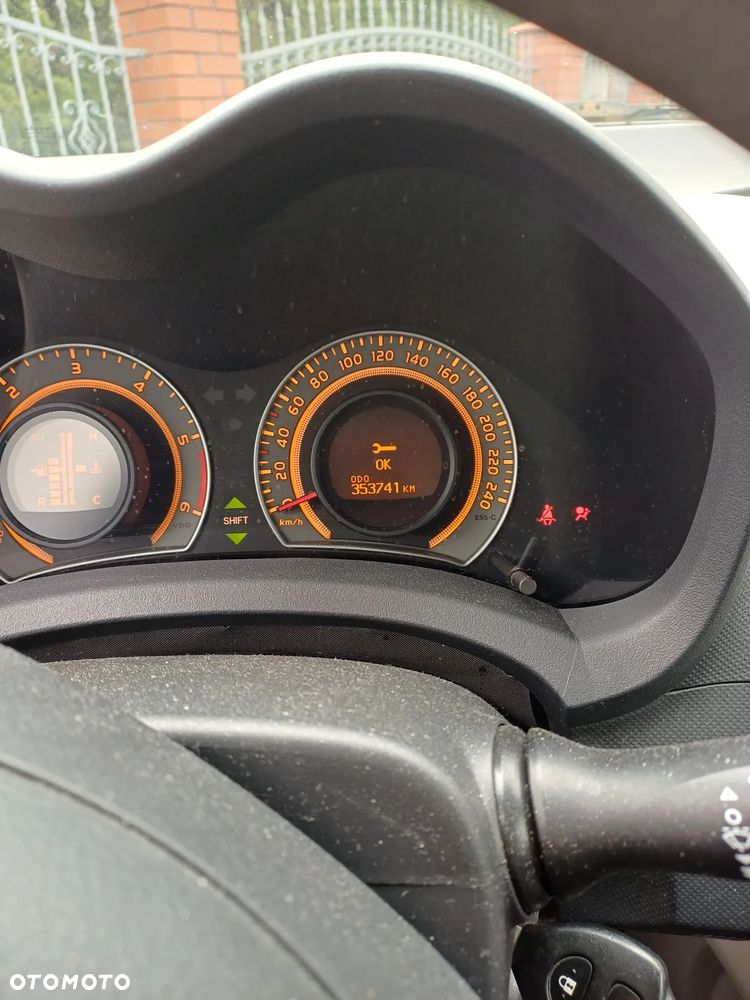 Toyota Auris 1.4 D-4D 2010 - 10