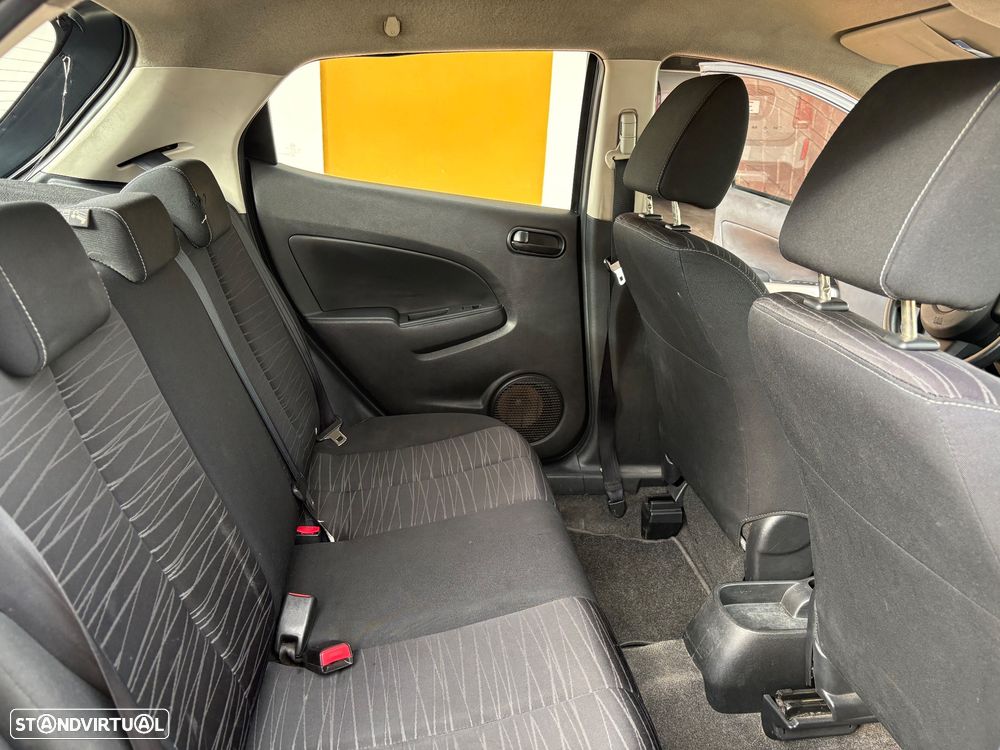 Mazda 2 2008 photo 5