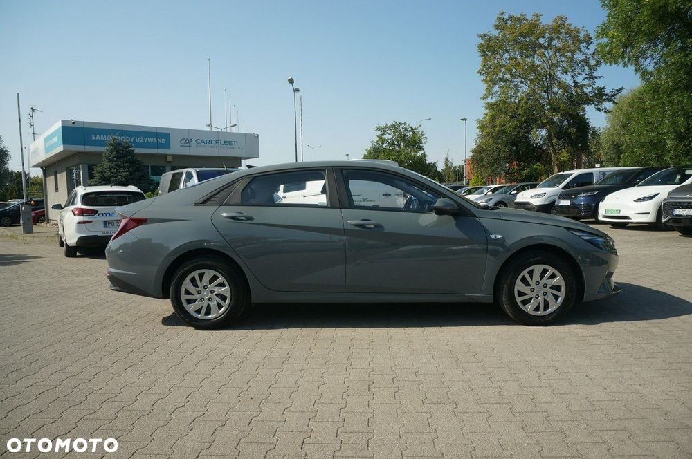 Hyundai Elantra 1.6 Modern - 5
