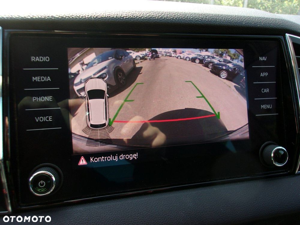 Skoda Karoq 1.5 TSI ACT 4x2 Style DSG - 26