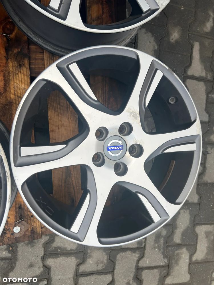 Oryginalne felgi Volvo xc60 xc70 xc40 grawer XC - 4