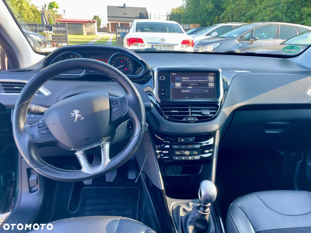 Peugeot 2008 PureTech 130 GPF Stop&Start Allure - 4