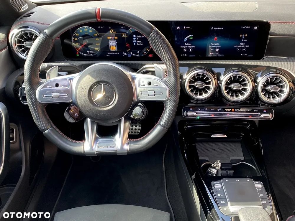 Mercedes-Benz CLA AMG 35 4-Matic 7G-DCT - 30