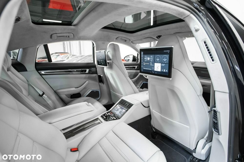 Porsche Panamera Turbo S E-Hybrid - 25