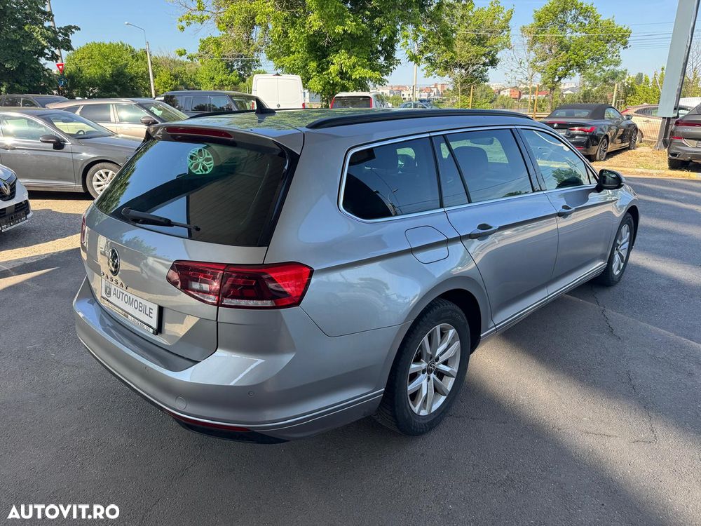 Volkswagen Passat 2.0 TDI DSG Comfortline - 9