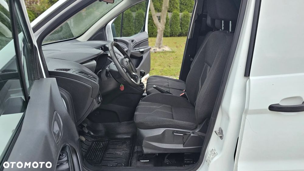 Ford Transit Connect - 9