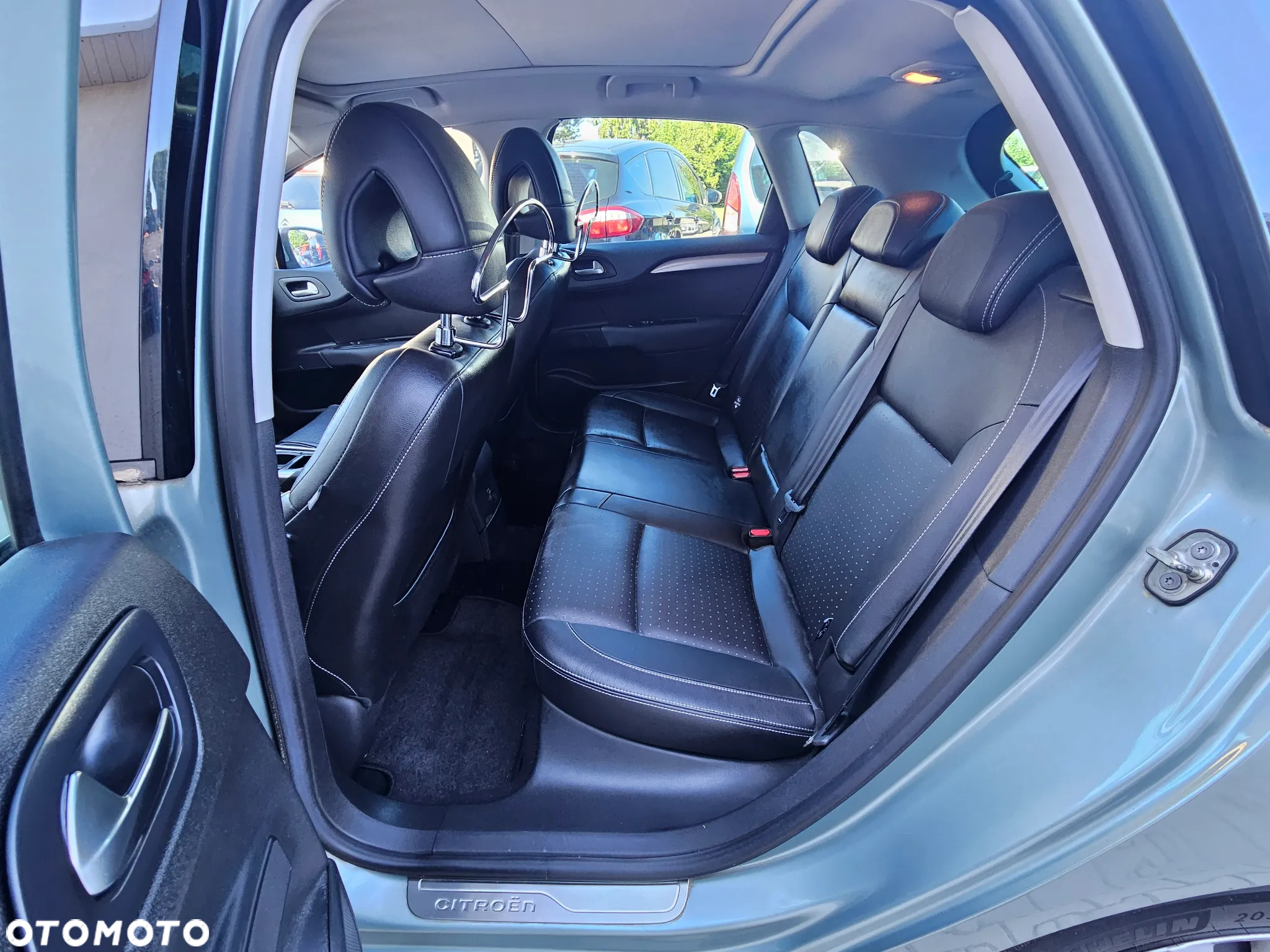 Citroën C4 THP 155 EGS6 Exclusive - 22