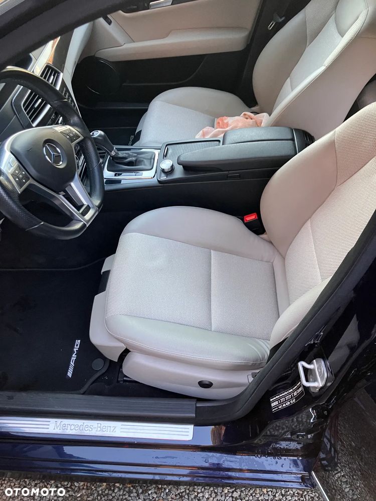 Mercedes-Benz Klasa C 350 T (BlueEFFICIENCY) 7G-TRONIC Avantgarde - 7