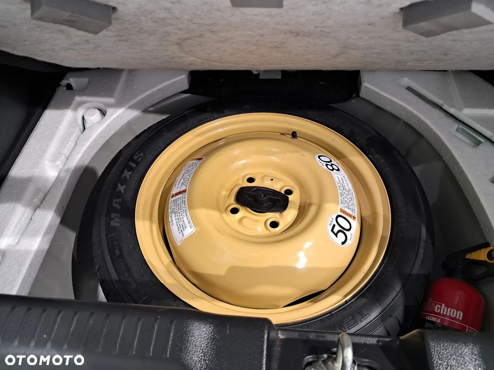 Suzuki Swift 1.2 Dualjet SHVS Premium CVT - 9