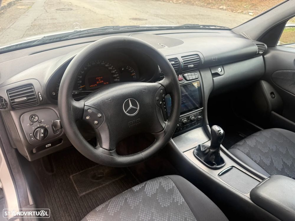 Mercedes-Benz C 200 CDi Avantgarde - 8