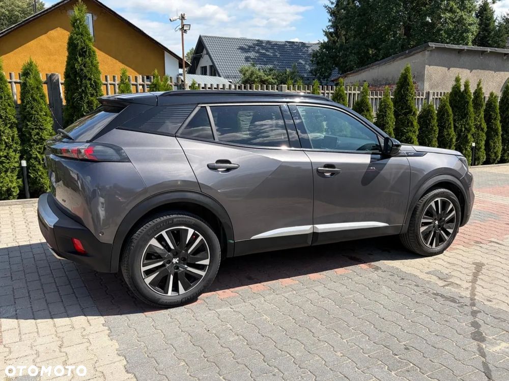 Peugeot 2008 PureTech 155 EAT8 GT - 10