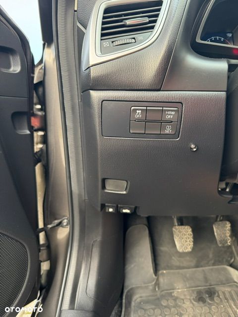 Mazda 3 2.0 Skyenergy EU6 - 23