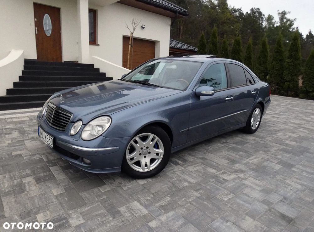 Mercedes-Benz Klasa E 320 T Avantgarde - 27