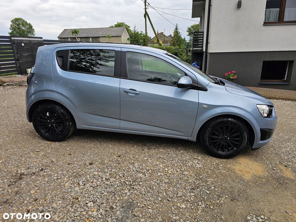 Chevrolet Aveo - 3