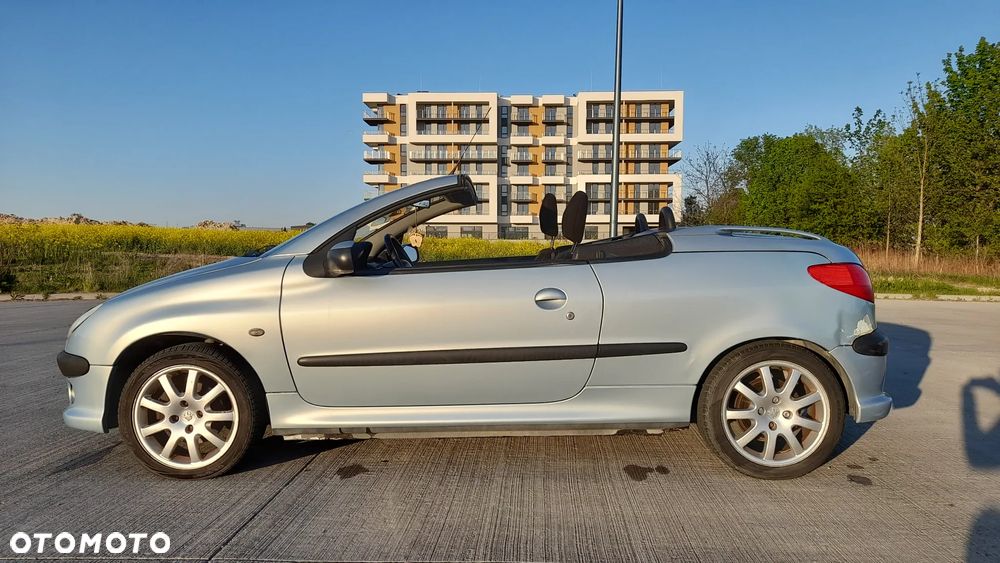 Peugeot 206 CC 1.6 - 15