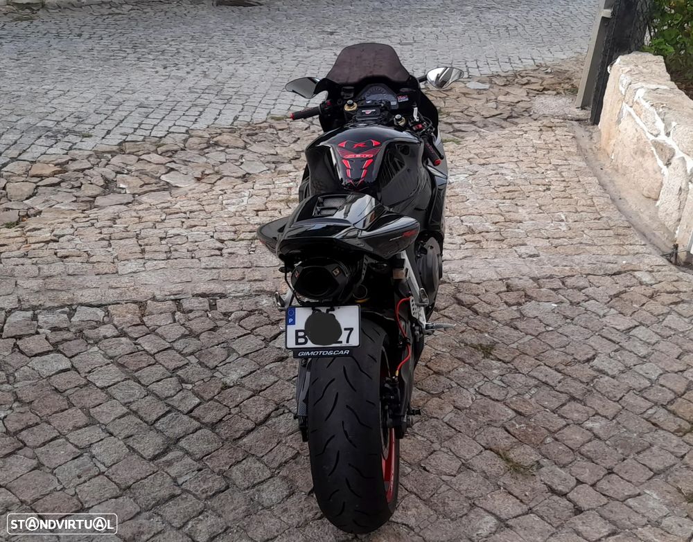 Honda CBR - 4