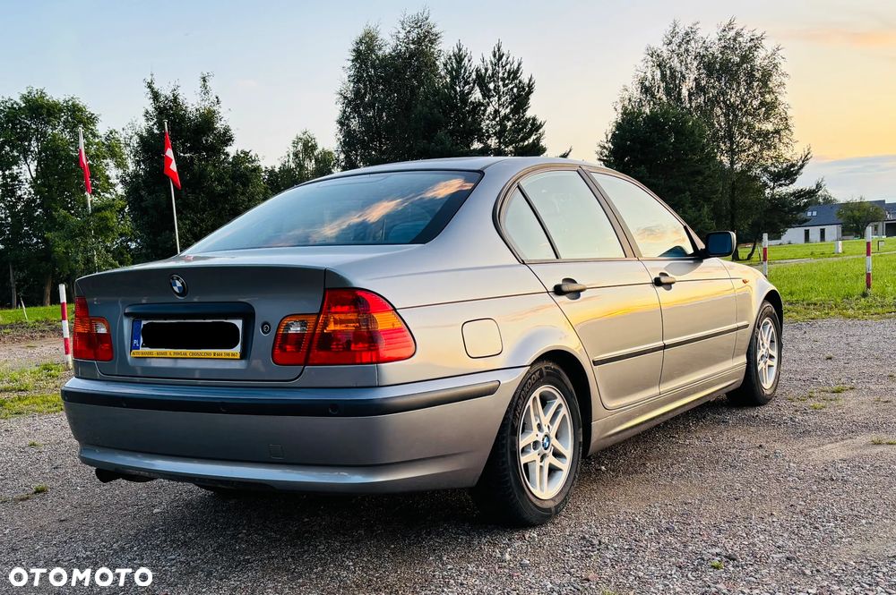 BMW Seria 3 316i - 5