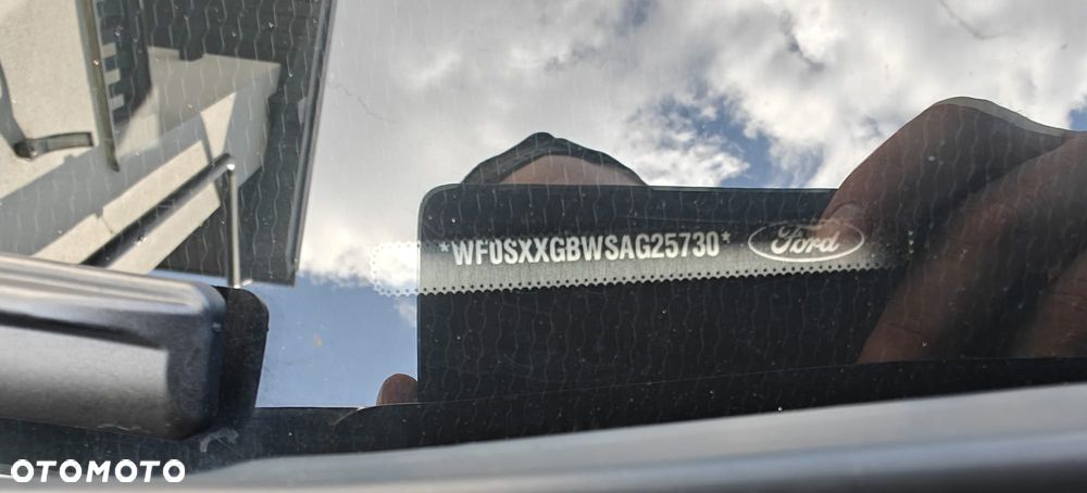Ford S-Max - 12
