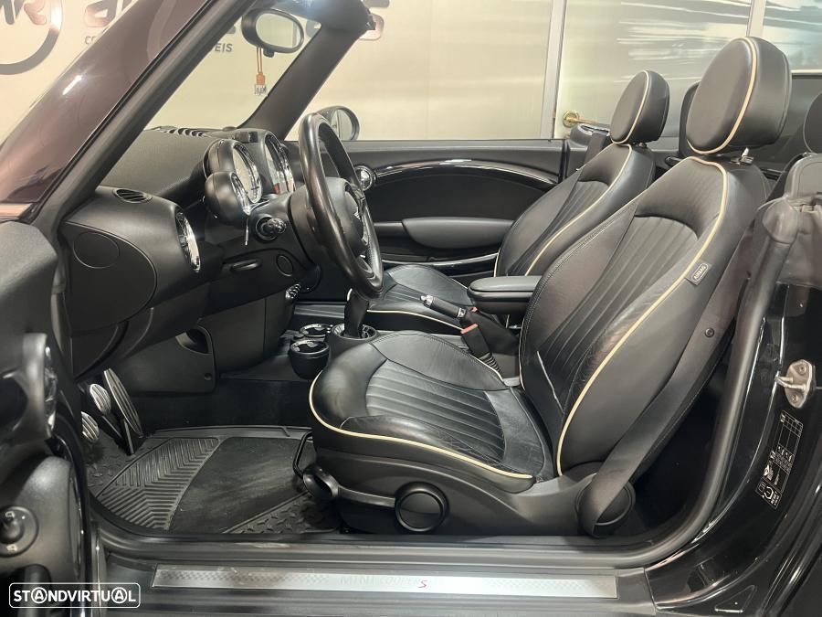 MINI Cabrio Cooper S - 13