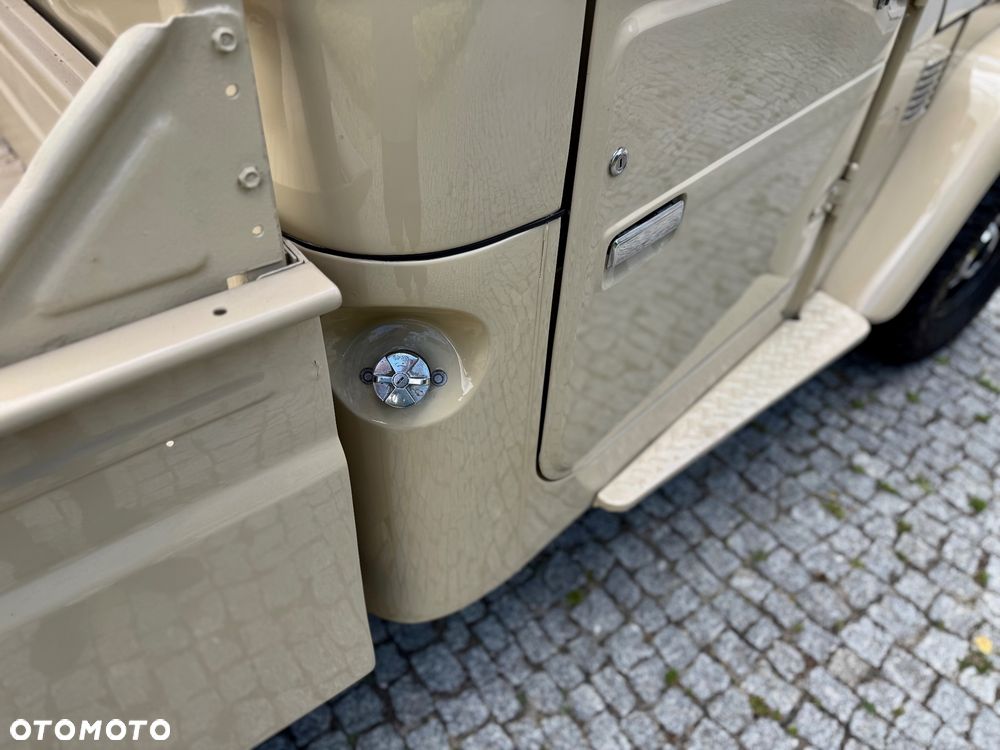 Toyota Land Cruiser - 18