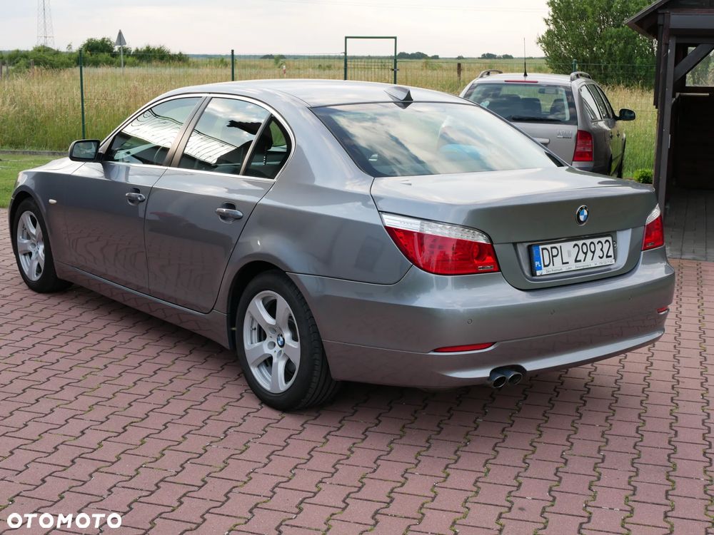 BMW Seria 5 525d - 5