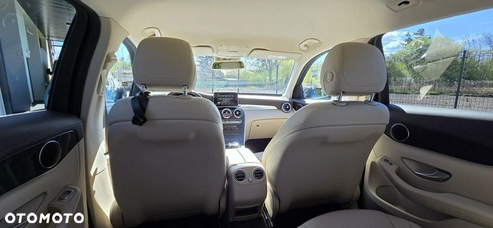 Mercedes-Benz GLC 220 d 4-Matic - 32