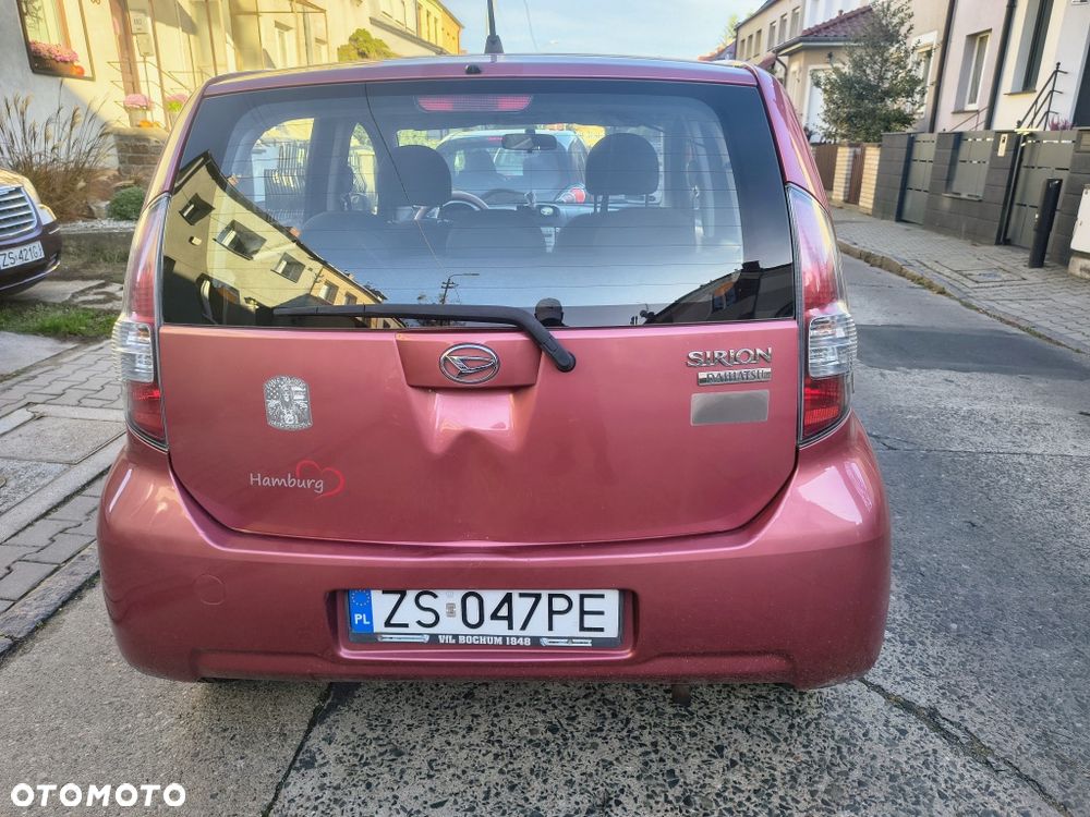 Daihatsu Sirion - 8