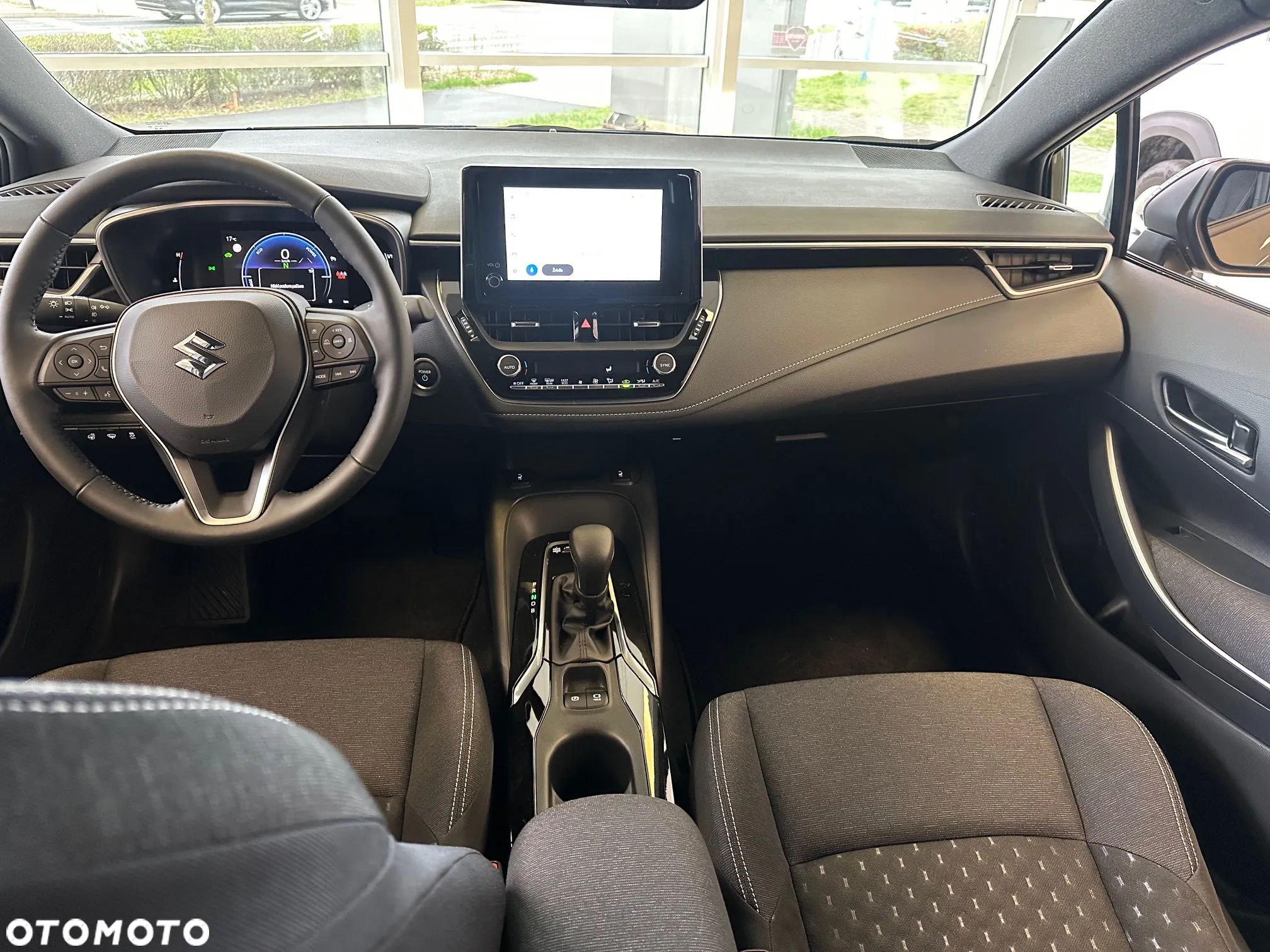 Suzuki Swace 1.8 Hybrid Premium Plus CVT - 3