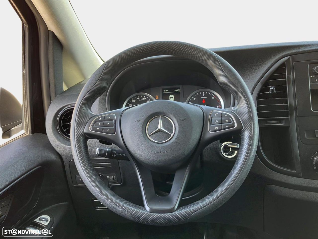 Mercedes-Benz Vito - 12