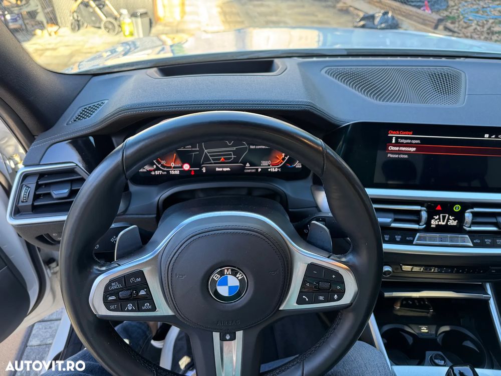 BMW Seria 3 330d xDrive Aut. M Sport - 12