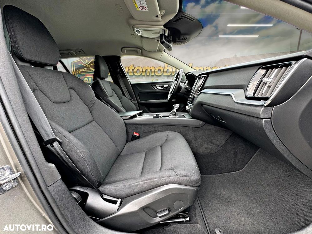 Volvo V60 D3 Geartronic Momentum - 9