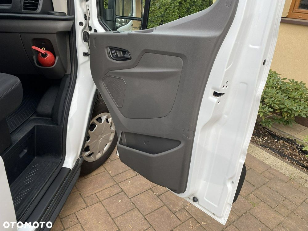 Ford Transit - 29