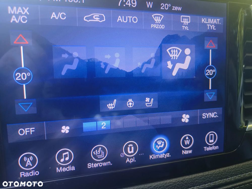 Chrysler Pacifica - 33