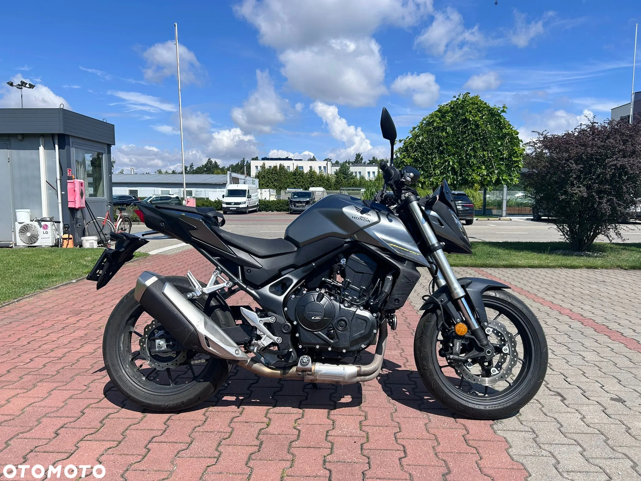 Honda CB - 4