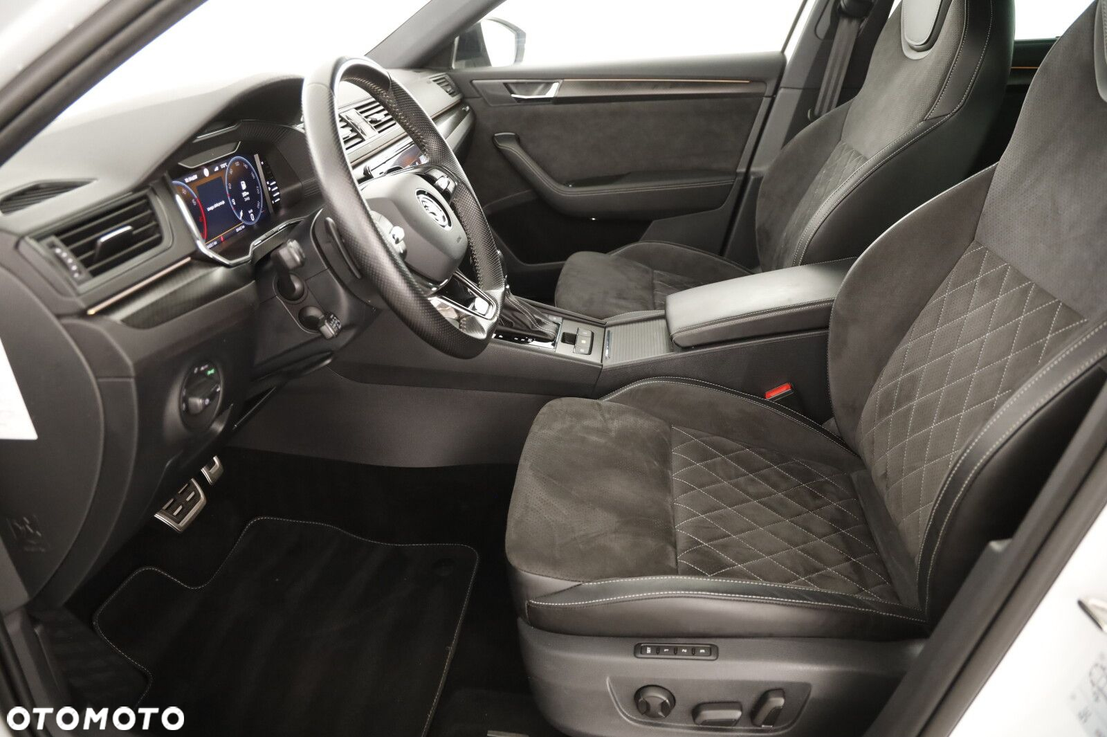 Skoda Superb 2.0 TSI 4x4 Sportline DSG - 9