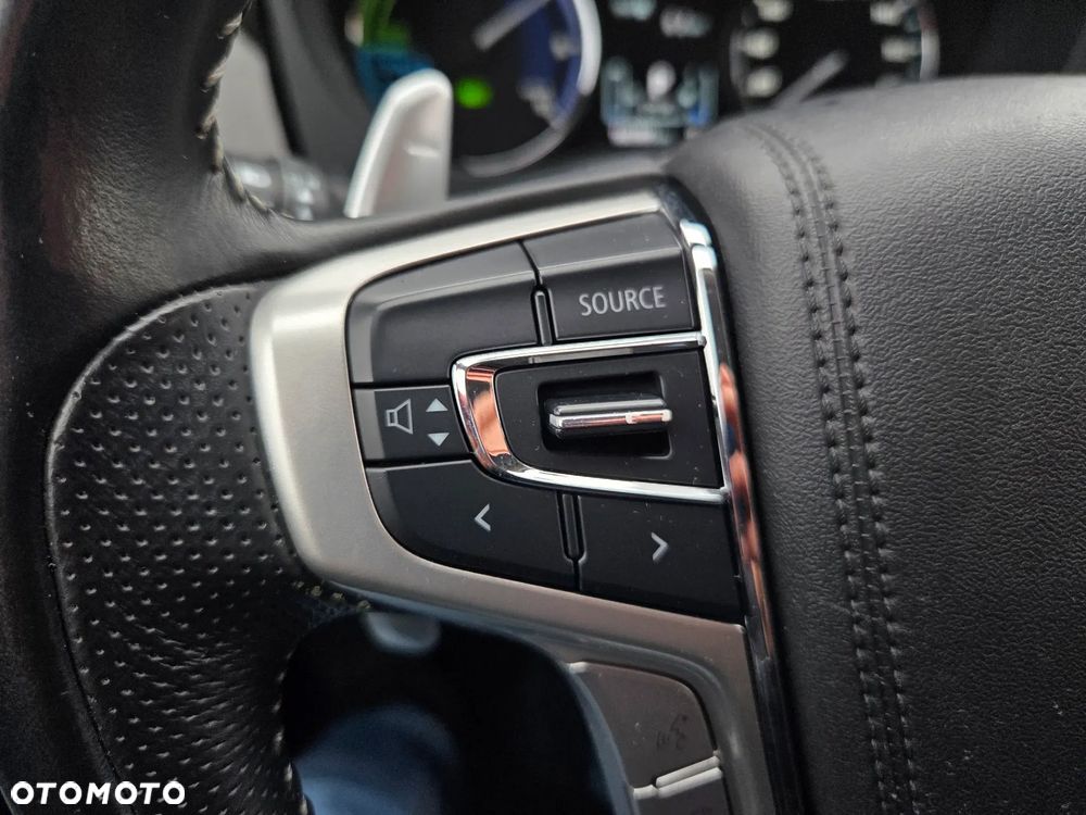 Mitsubishi Outlander - 33
