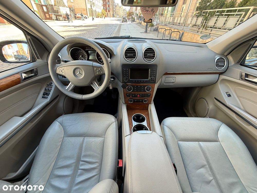 Mercedes-Benz GL 320 CDI 4Matic 7G-TRONIC - 30